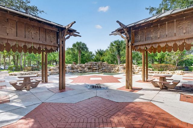 120 Sparrow Drive 304, Royal Palm Beach, FL 33411