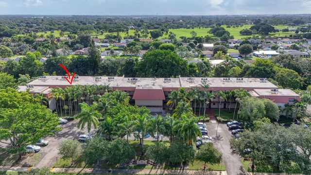 120 Sparrow Drive 304, Royal Palm Beach, FL 33411