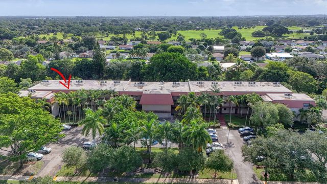 120 Sparrow Drive 304, Royal Palm Beach, FL 33411