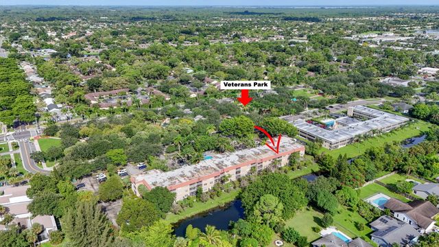 120 Sparrow Drive 304, Royal Palm Beach, FL 33411