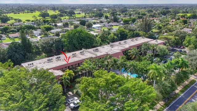 120 Sparrow Drive 304, Royal Palm Beach, FL 33411