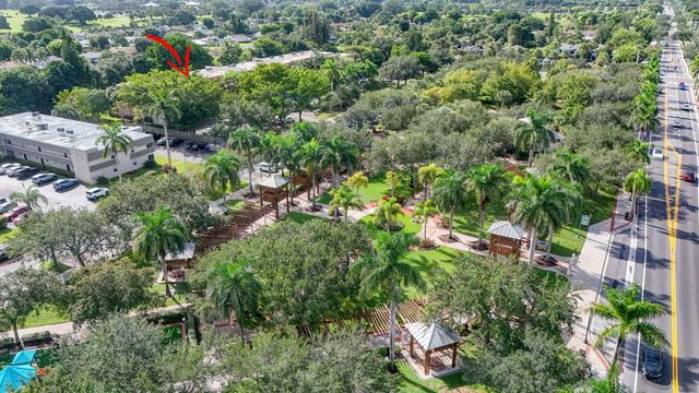 120 Sparrow Drive 304, Royal Palm Beach, FL 33411