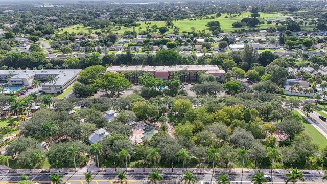 120 Sparrow Drive 304, Royal Palm Beach, FL 33411