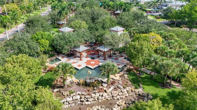120 Sparrow Drive 304, Royal Palm Beach, FL 33411