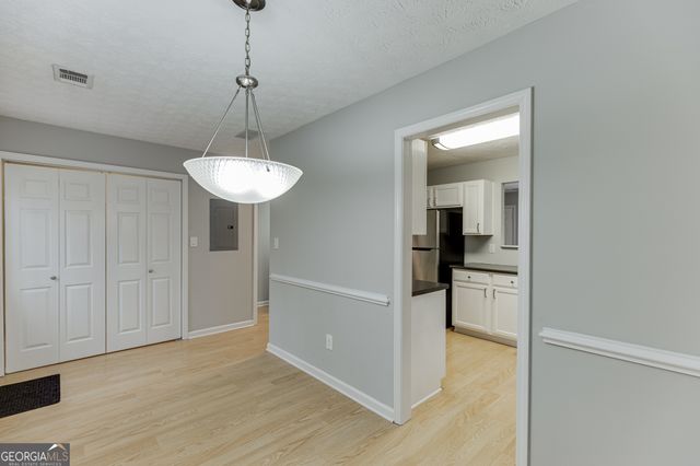 2950 Bridge Drive, Gainesville, GA 30506