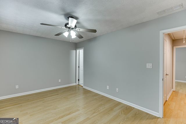 2950 Bridge Drive, Gainesville, GA 30506