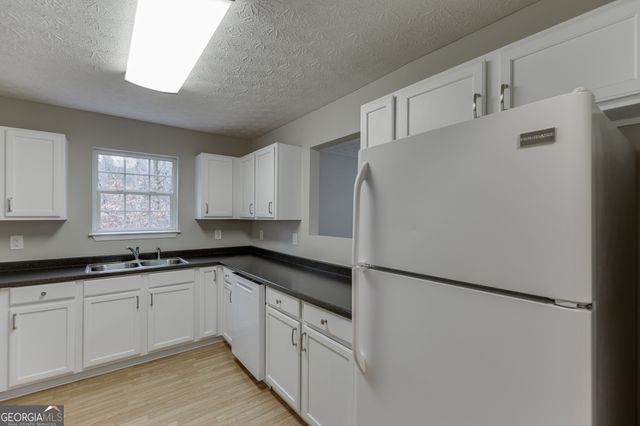 2950 Bridge Drive, Gainesville, GA 30506