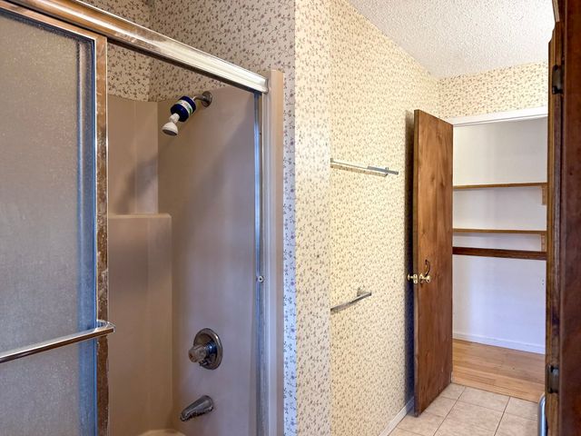 5805 Pecan Circle, Alvarado, TX 76009