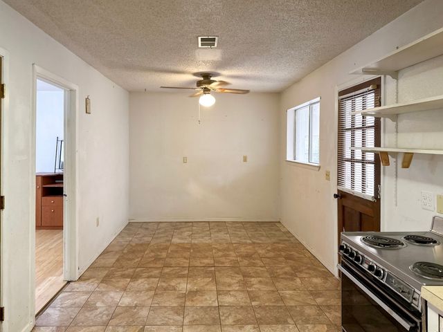 5805 Pecan Circle, Alvarado, TX 76009