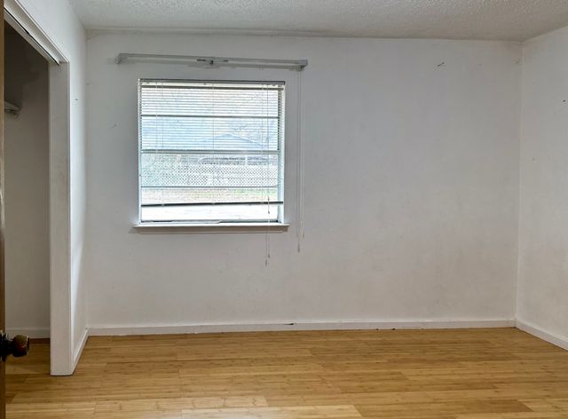 5805 Pecan Circle, Alvarado, TX 76009