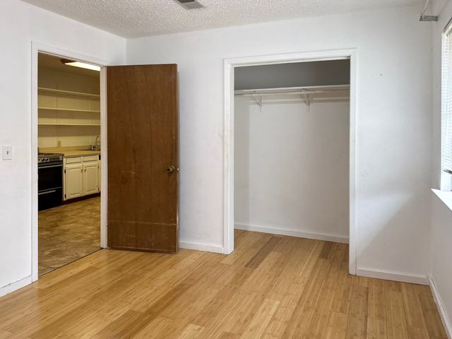 5805 Pecan Circle, Alvarado, TX 76009