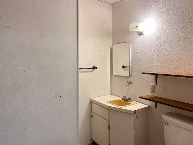 5805 Pecan Circle, Alvarado, TX 76009