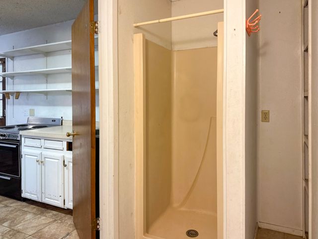 5805 Pecan Circle, Alvarado, TX 76009