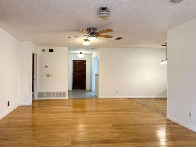 5805 Pecan Circle, Alvarado, TX 76009