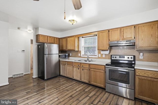 1248 MAGNOLIA CT, Hagerstown, MD 21742