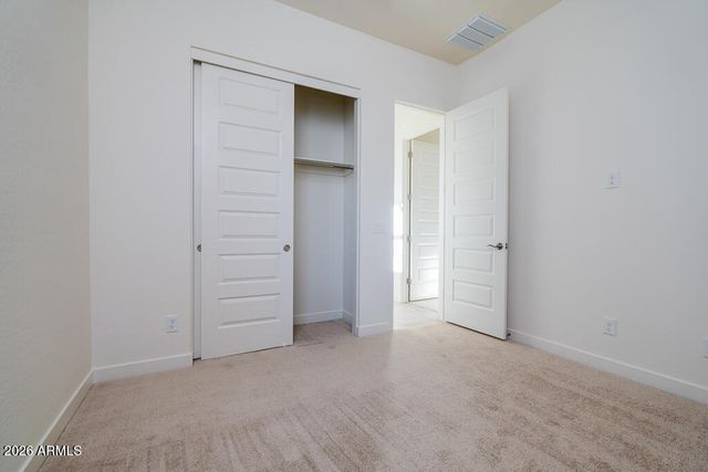 10016 S 36TH Avenue, Laveen, AZ 85339