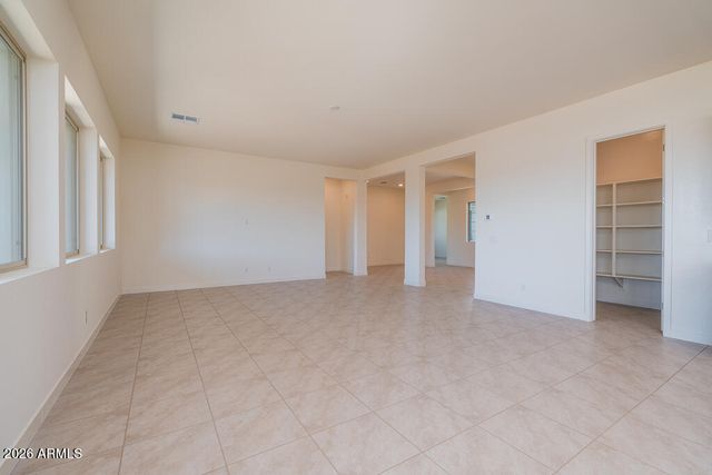 10016 S 36TH Avenue, Laveen, AZ 85339