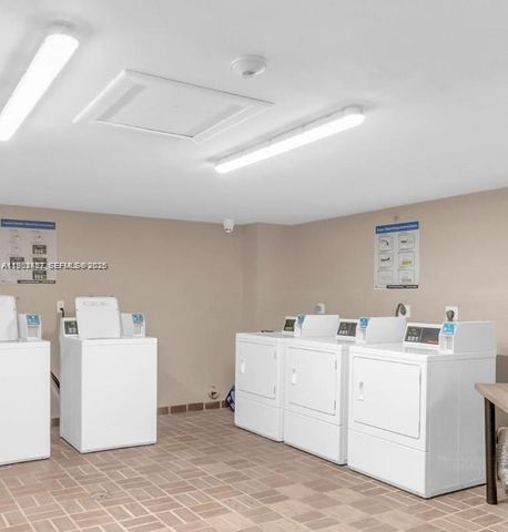 8500 SW 133rd Ave Rd 423, Miami, FL 33183