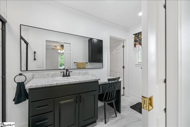 210 Heyward Avenue, Honea Path, SC 29654