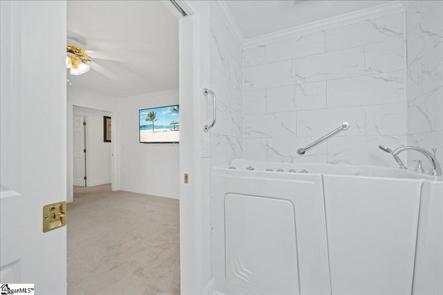 210 Heyward Avenue, Honea Path, SC 29654