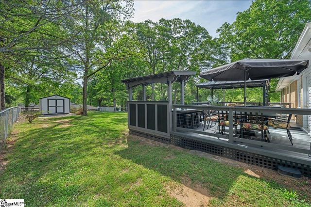 210 Heyward Avenue, Honea Path, SC 29654