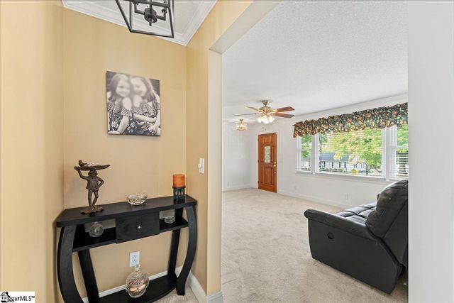 210 Heyward Avenue, Honea Path, SC 29654