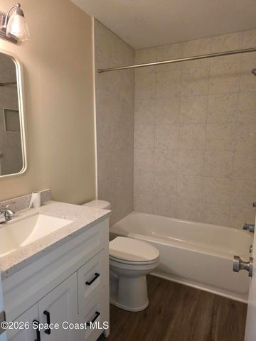 1431 Sheafe Avenue NE 105, Palm Bay, FL 32905