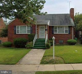 6403 9TH AVE, Hyattsville, MD 20783