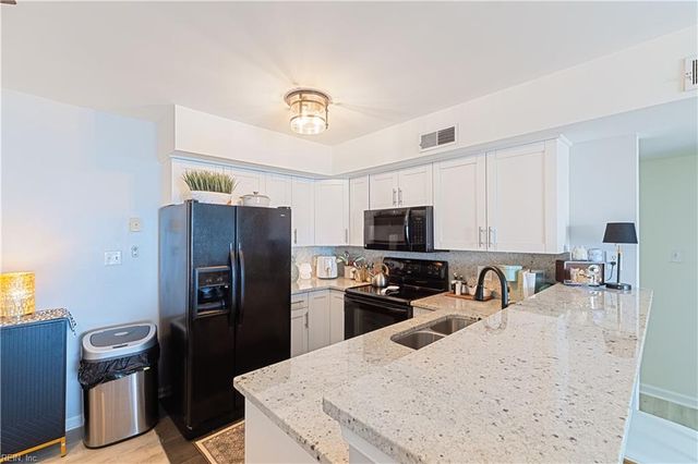 100 E Ocean View Ave Apt 912, Norfolk, VA 23503