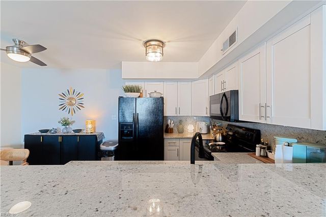 100 E Ocean View Ave Apt 912, Norfolk, VA 23503