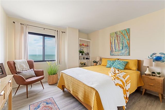 100 E Ocean View Ave Apt 912, Norfolk, VA 23503
