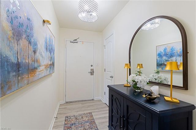 100 E Ocean View Ave Apt 912, Norfolk, VA 23503
