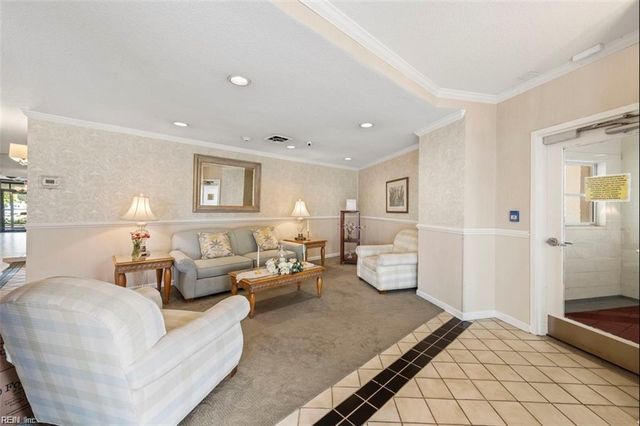 100 E Ocean View Ave Apt 912, Norfolk, VA 23503