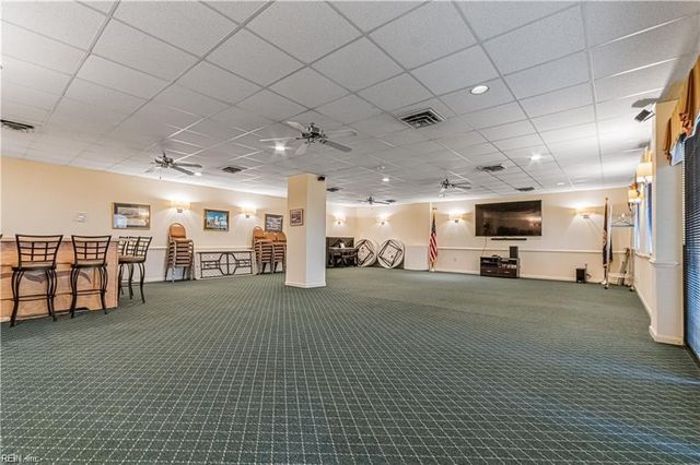 100 E Ocean View Ave Apt 912, Norfolk, VA 23503