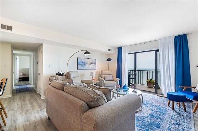 100 E Ocean View Ave Apt 912, Norfolk, VA 23503