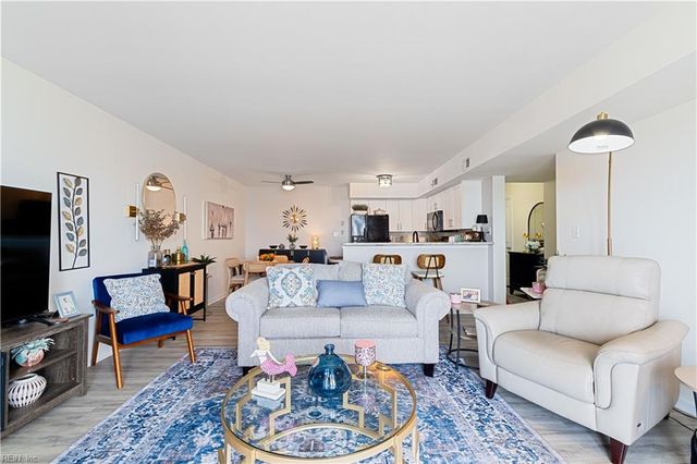 100 E Ocean View Ave Apt 912, Norfolk, VA 23503