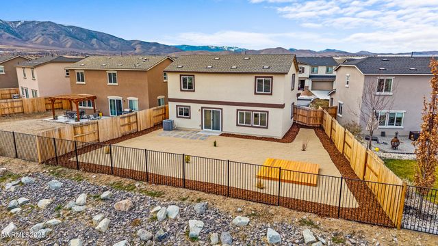 636 Coyote Blf Court, Reno, NV 89506