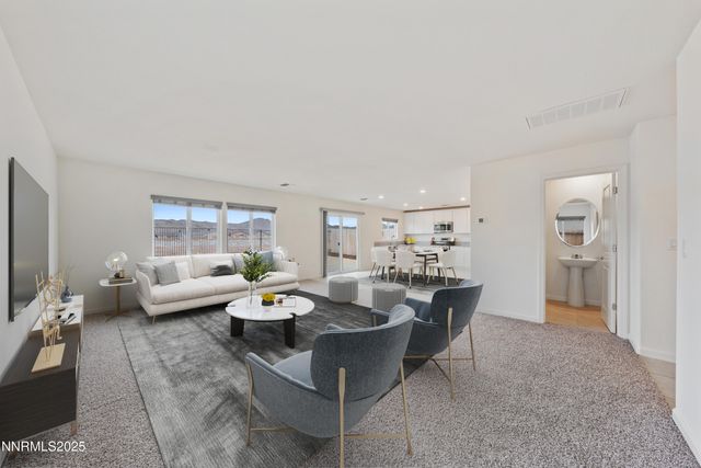 636 Coyote Blf Court, Reno, NV 89506