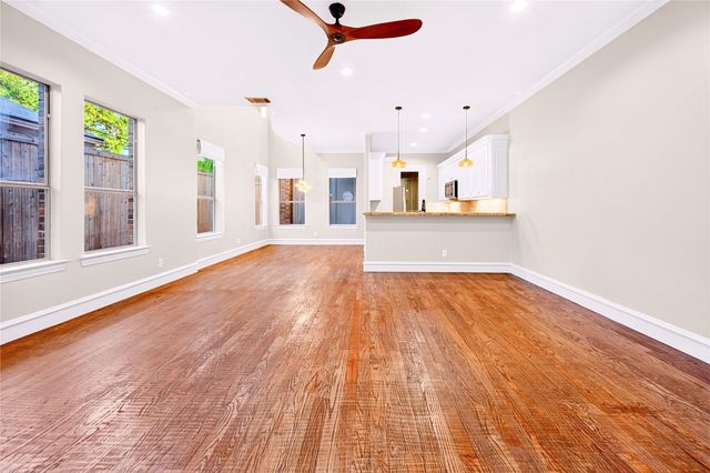 5418 Martel Avenue, Dallas, TX 75206