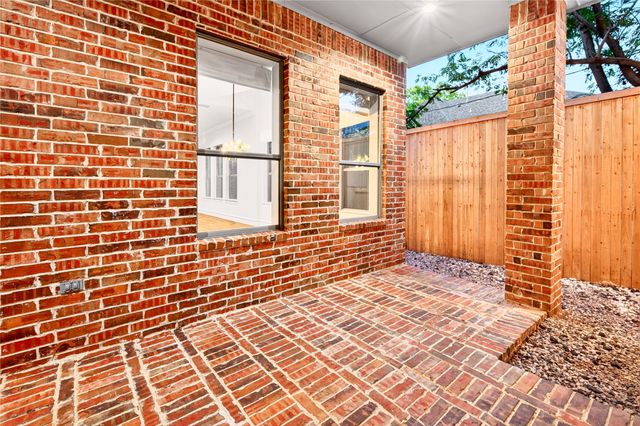 5418 Martel Avenue, Dallas, TX 75206