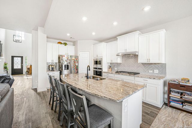 2036 Market Trail, Schertz, TX 78154