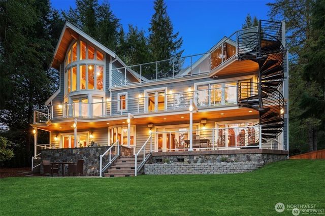 11009 317th Avenue NE, Carnation, WA 98014