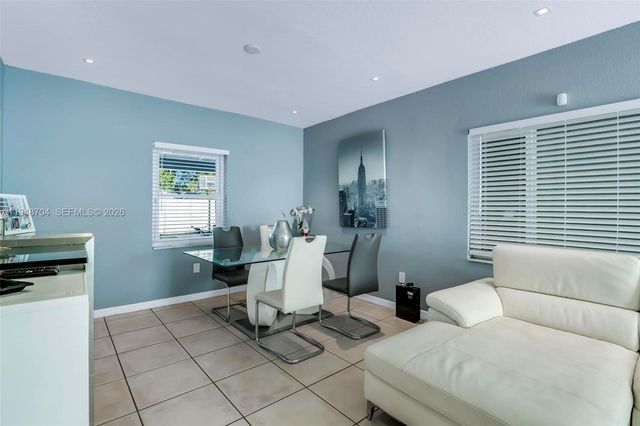 14860 Buchanan St, Miami, FL 33176