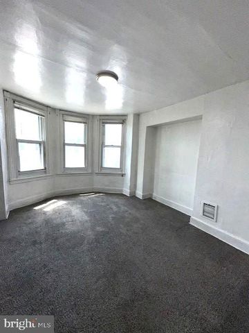 2011 CASTOR AVE, Philadelphia, PA 19134