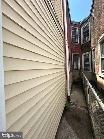 2011 CASTOR AVE, Philadelphia, PA 19134