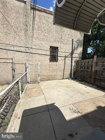 2011 CASTOR AVE, Philadelphia, PA 19134