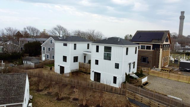 29 Cemetery Road 1, Provincetown, MA 02657