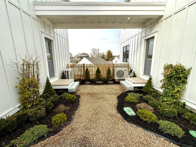 29 Cemetery Road 1, Provincetown, MA 02657