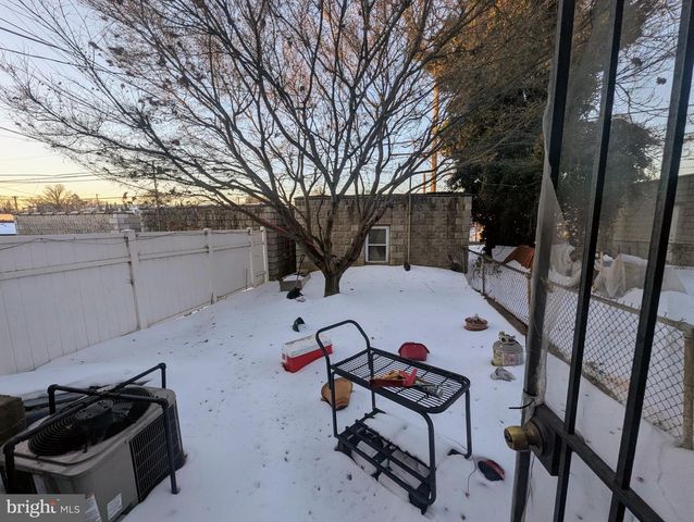 3037 MAYFIELD AVE, Baltimore, MD 21213