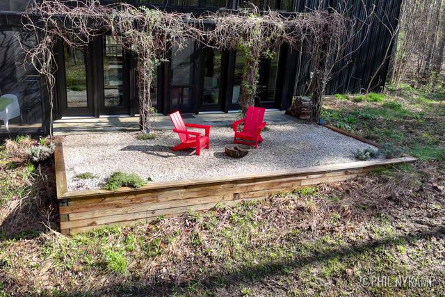 5479 Liland Trace, Fennville, MI 49408